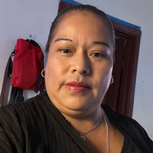 Meet your Posher, Esperanza